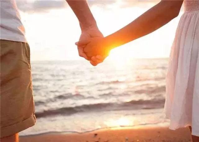 我們合拍的樣子，像極了愛情