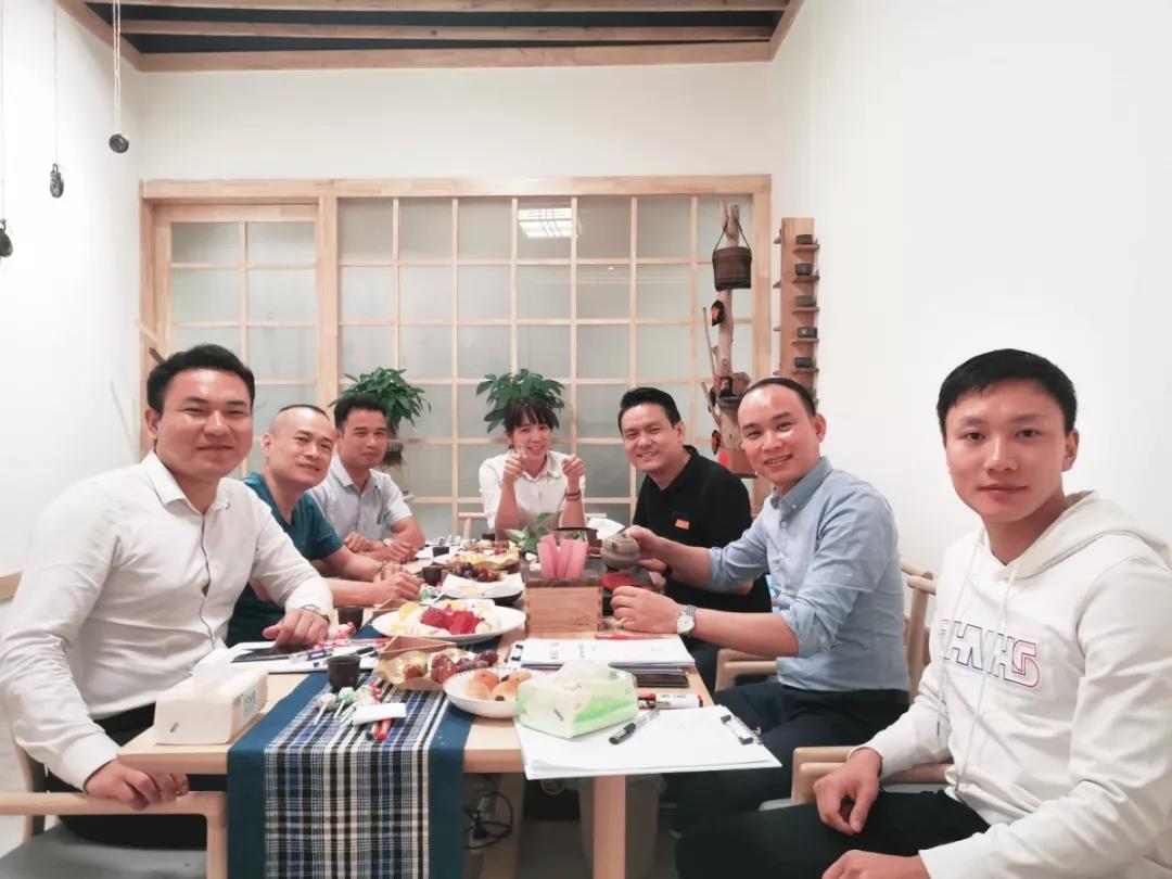 工程、材料中心管理層&ldquo;裸心會(huì)&rdquo;丨茶短情長(zhǎng)，一場(chǎng)來自心靈的對(duì)話！