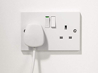 裝修百科：室內(nèi)電源插座距離地面多高比較合適呢？